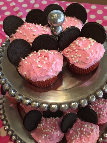 minnie mouse cupcakes pink oreo ears
